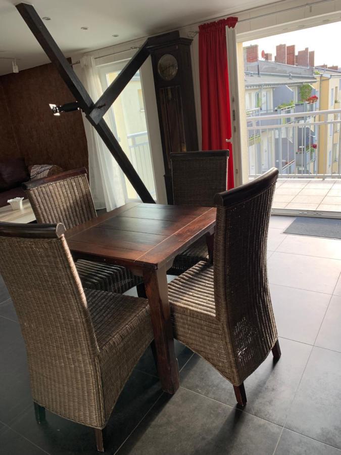 Nordsee Und City Fusslaufig - Luxeriose Fewo Mit Grossem Balkon 빌헬름스하펜 외부 사진