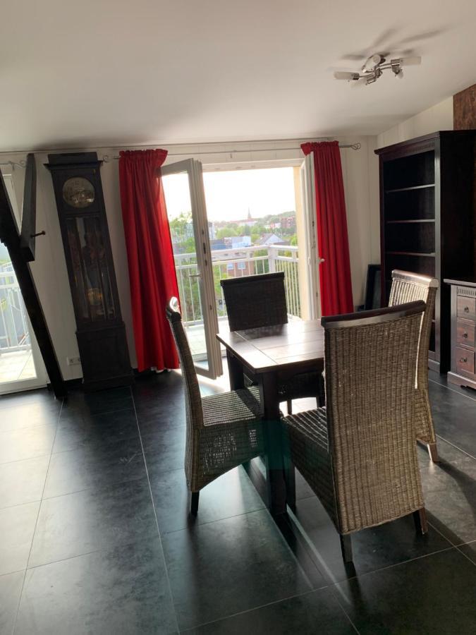 Nordsee Und City Fusslaufig - Luxeriose Fewo Mit Grossem Balkon 빌헬름스하펜 외부 사진