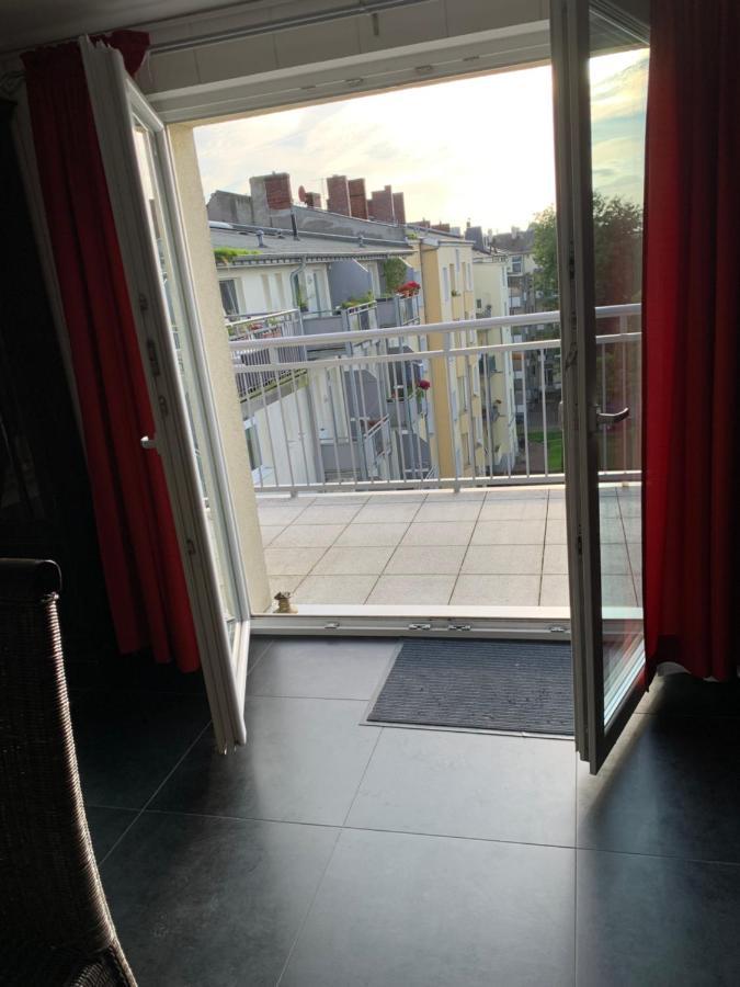 Nordsee Und City Fusslaufig - Luxeriose Fewo Mit Grossem Balkon 빌헬름스하펜 외부 사진